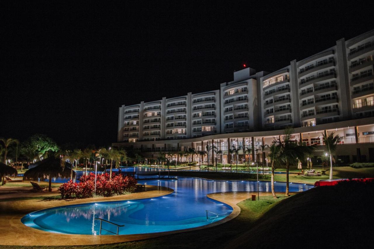 Tayaya Aqua Resort 里贝朗克拉鲁 外观 照片